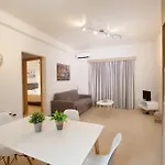 Apartament Petra Thea 2 *